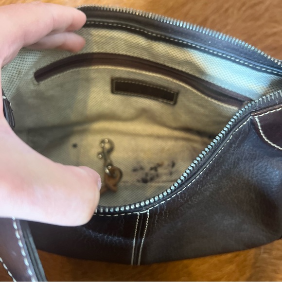 Dooney & Bourke Brown Pebbled All Weather Leather Shoulder Bag Side Emblem - Picture 6 of 7